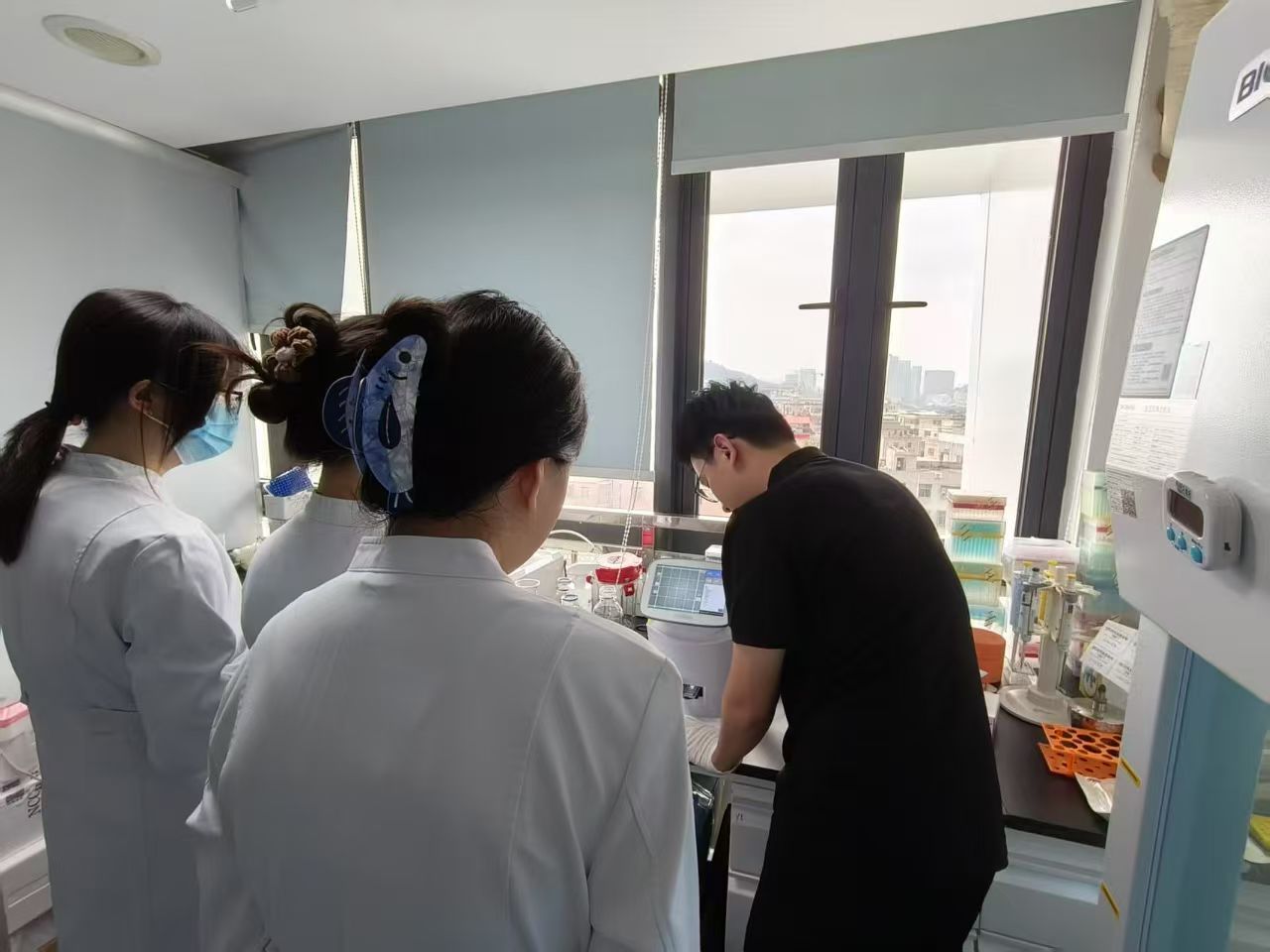 市場服務 | 走進實驗室，傾聽用戶需求